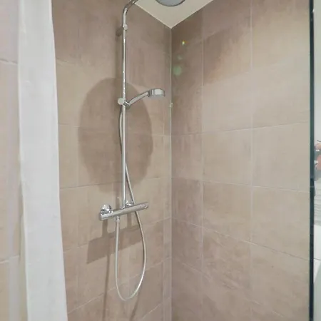 New Danish Design Flat - 10 Minutes To Centre