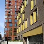 New Danish Design Flat - 10 Minutes To Centre Apartment *